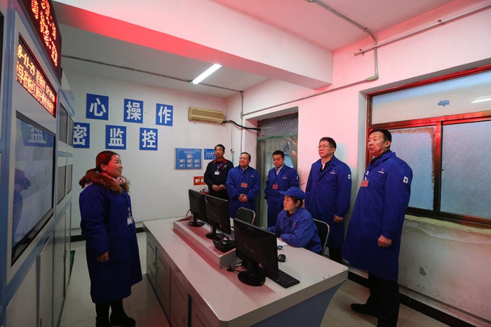 寶雞市委副書記尹清遼來企業(yè)視察
